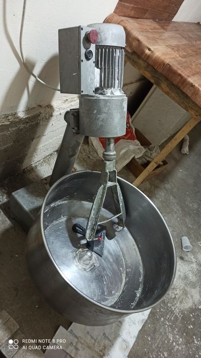 Тестомес для пекарни