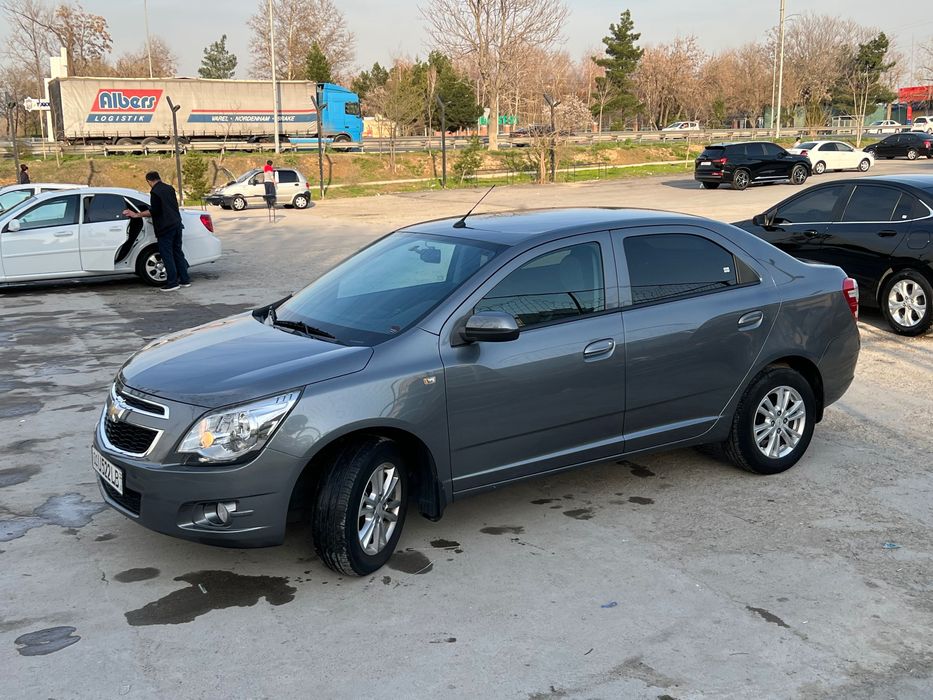 Chevrolet Cobalt 4 pozitsiya, avtomat, 38.000 probeg, 2021 yil, benzin