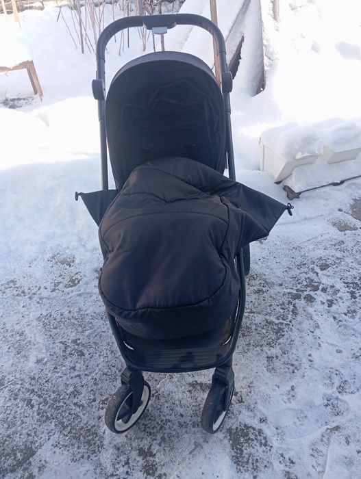 Продам детскую коляску