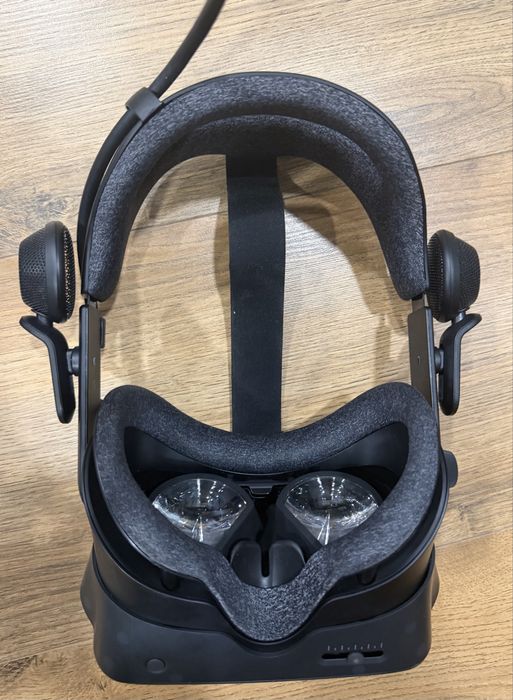 VR шлем Valve Index в идеальном состоянии