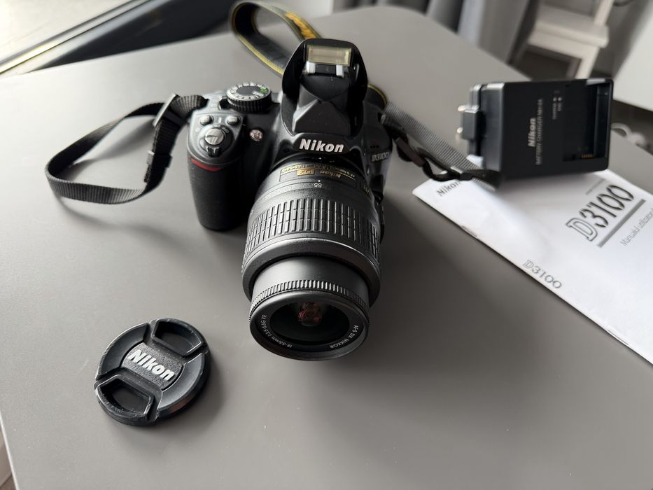 Aparat foto Nikon DSLR D3100