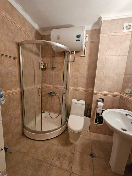 Продава се Двустаен апартамент в к.к. Св.Св. Константин и Елена - 77 кв.м за 2195 €/кв.м - Снимка #2