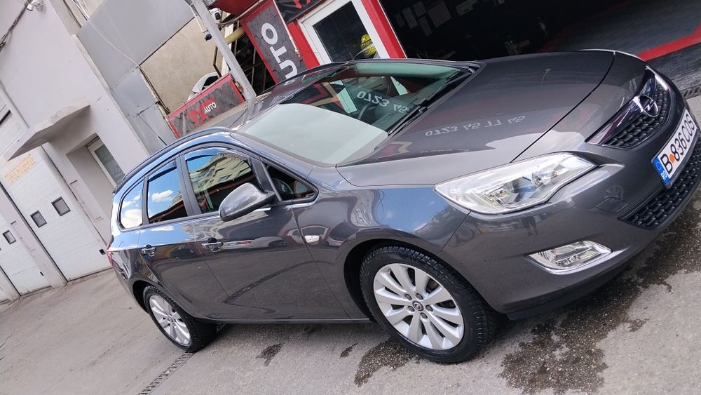 Opel Astra j 17 cdti din 2011