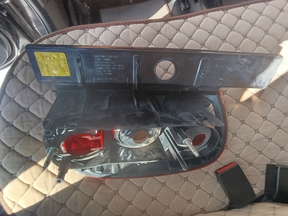 Фара на рено дастер