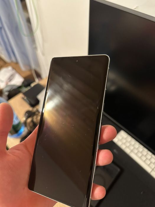 Display Pixel 7 Pro original cu senzor amprentă