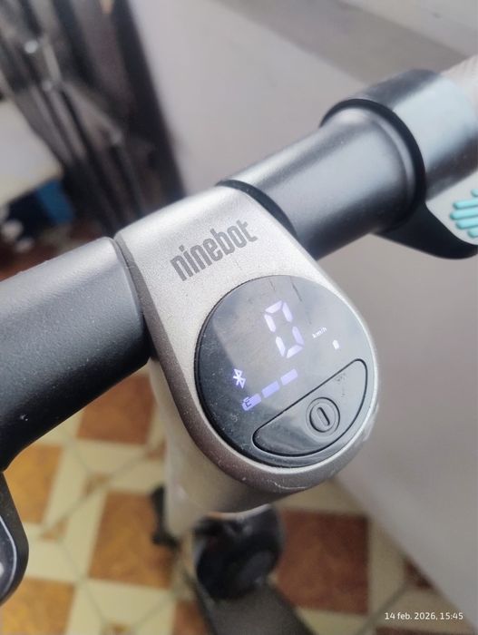 Trotineta electrica ninebot Segway ES2