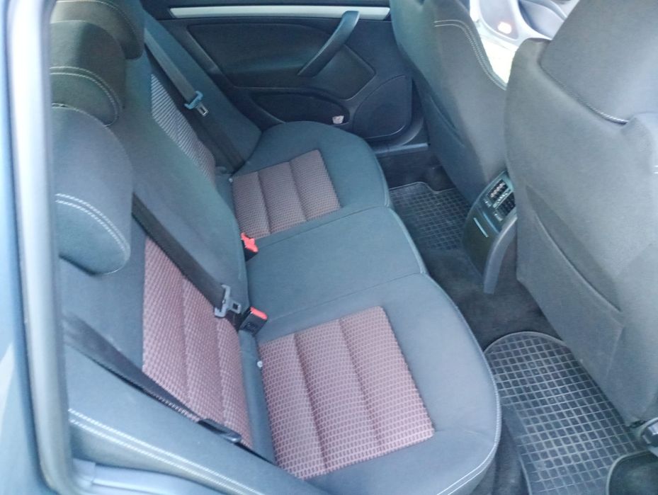 Skoda Octavia 2 full