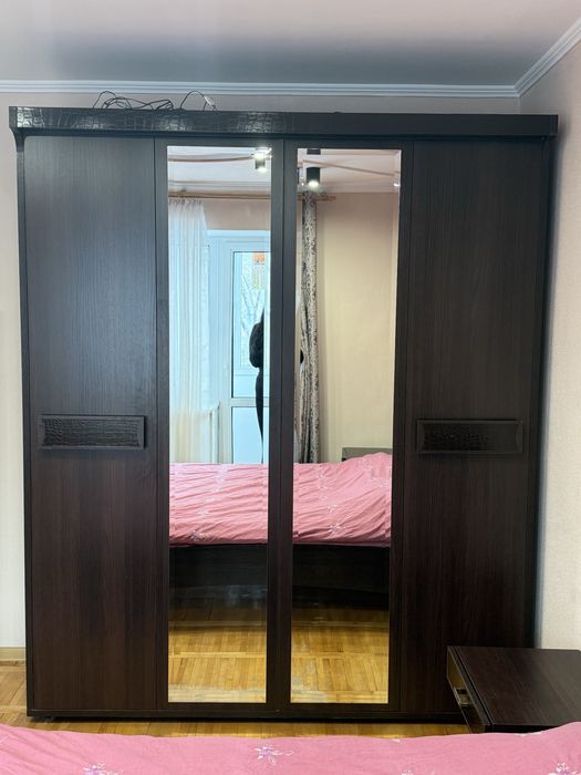 Спальний гарнитур