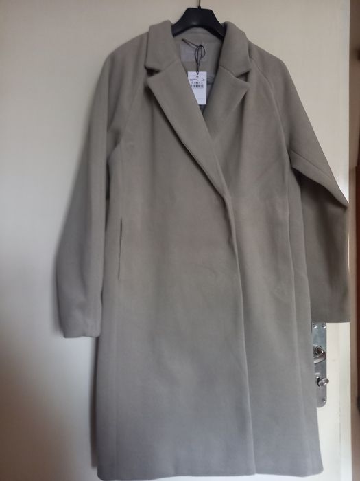 Дамско палто - чисто ново