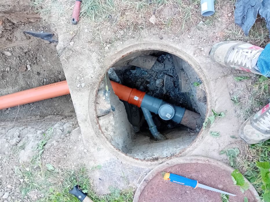Execut branșamente apa- canal, montaj fose septice
