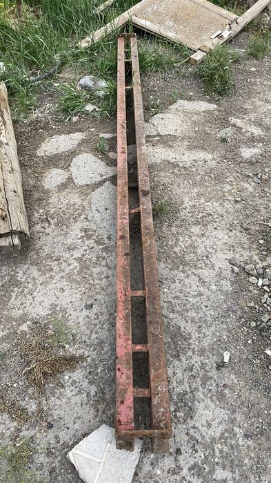 Продам металический швелер