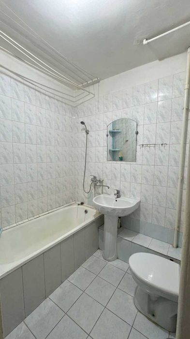 Продам 2к кв в центре
