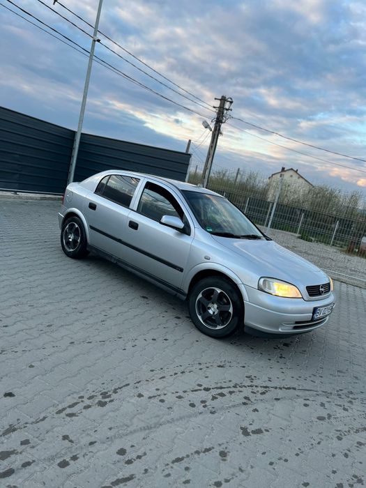 Vând Opel Astra g