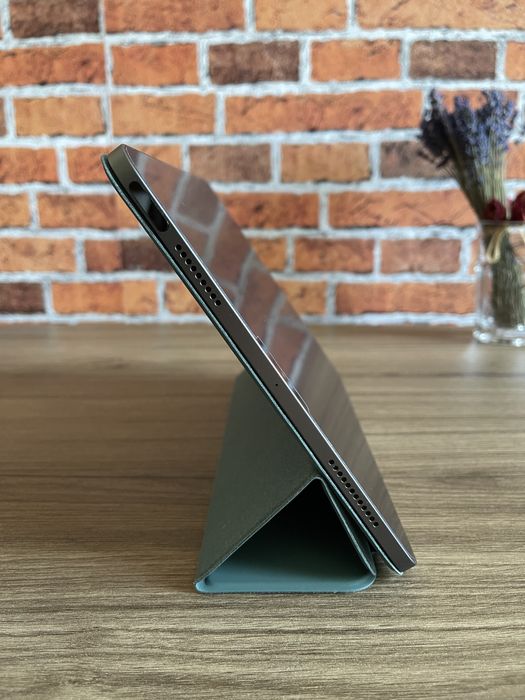 IPad Air 5 (2022) M1 64GB Wi-Fi + Apple Pencil 2 + Accesorii