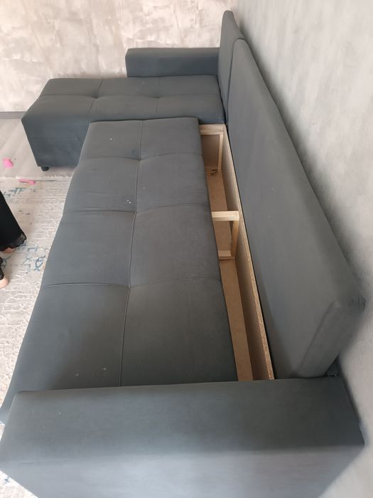 Диван угловой в хорошем состоянии