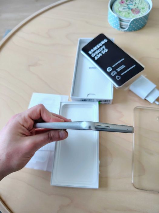 Samsung Galaxy A34 5G 8GB/256GB – stare excelentă + accesorii