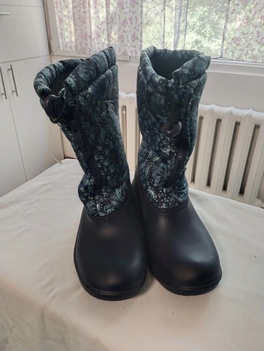 Резиновые утеплённые сапоги