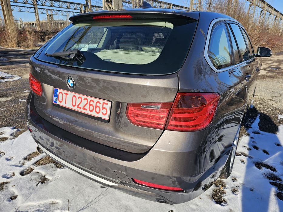 Vând BMW 320i, 183 cp  benzină
