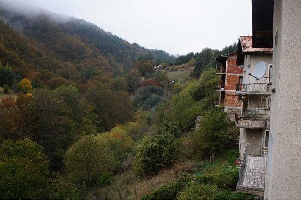 Продава се Къща в к.к. Пампорово - 300 кв.м за 317 €/кв.м - Снимка #5