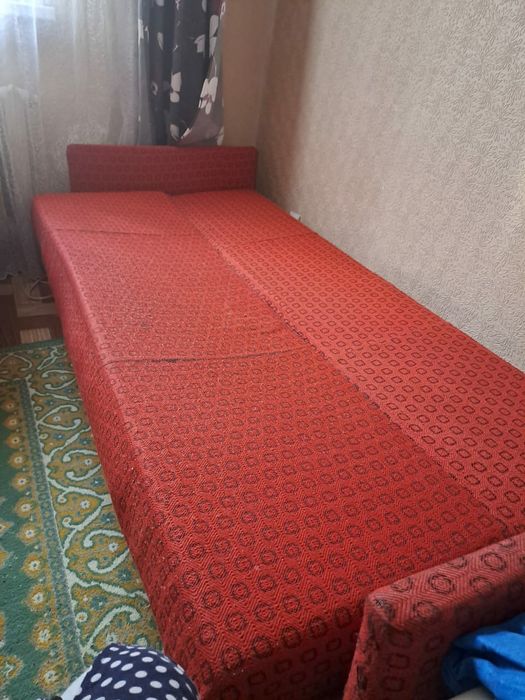 Продам диван б/у
