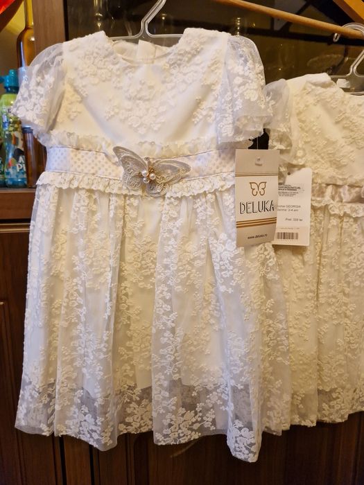 Rochite fetite gemene 2 ani si 4 ani, deluka