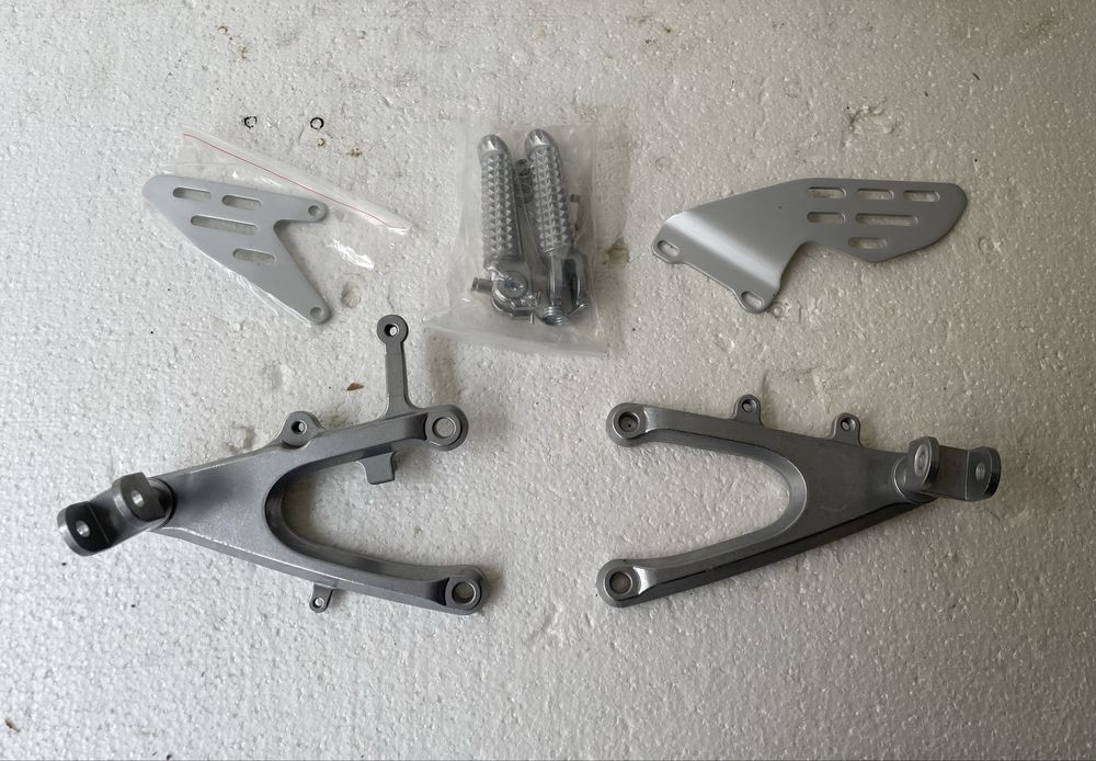 Yamaha YZF R1 02-03/04-06/07-08 R6 02-07 части