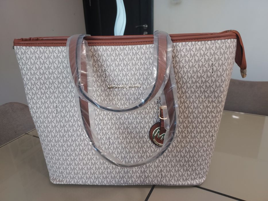 Geantă elegantă damă Michael Kors