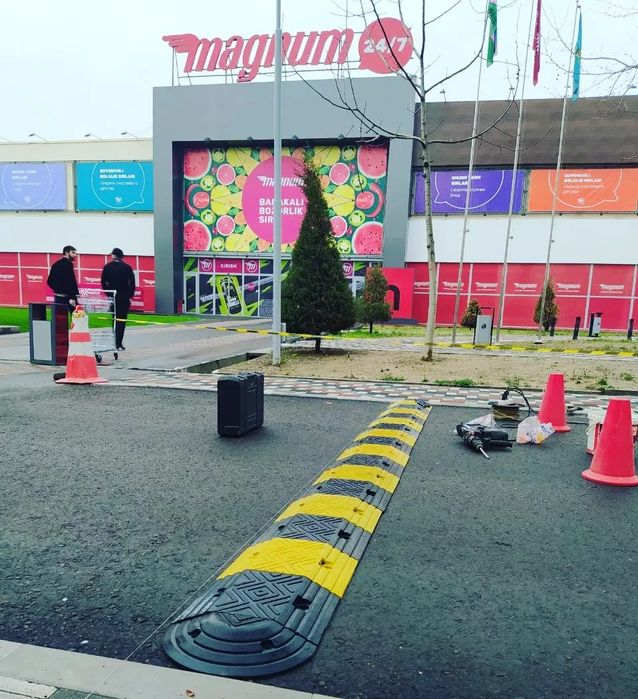 Лежачий полицейский