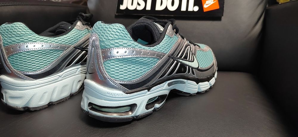 Nike Air Max Moto 2K номер 50