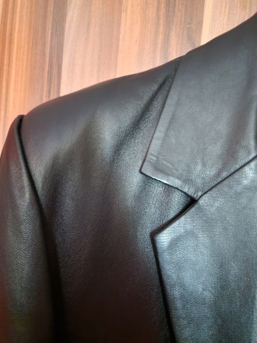 Мъжко кожено сако.