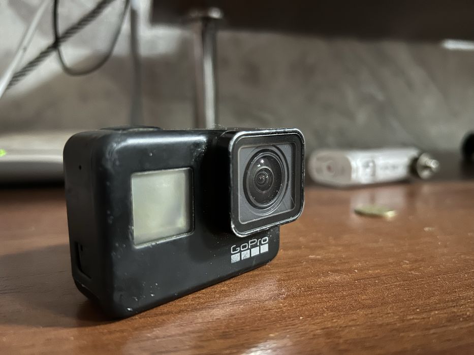 Продам экшен камеру go pro 7 black