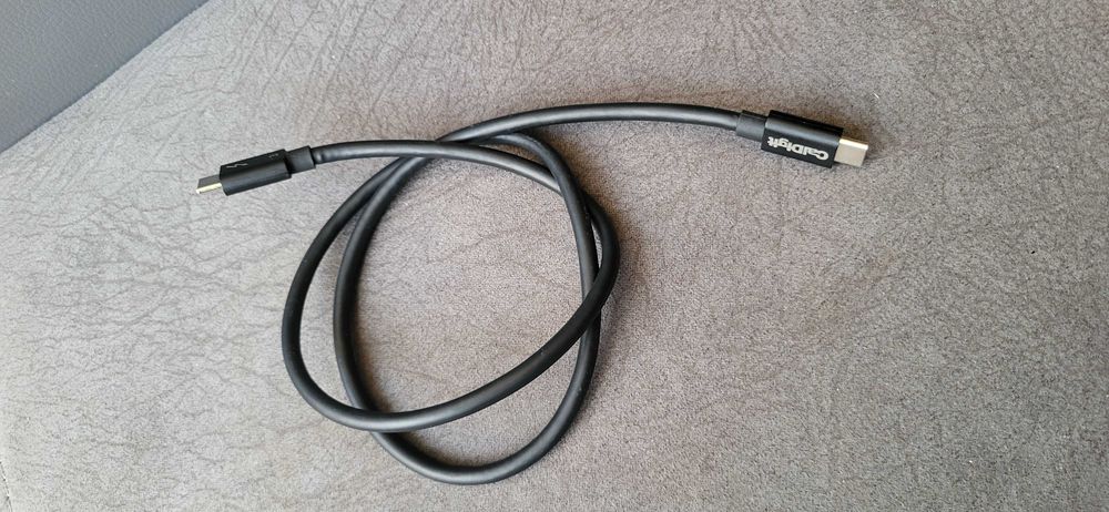 usb c Thunderbolt3 cu uab C Ca nou CalDigit