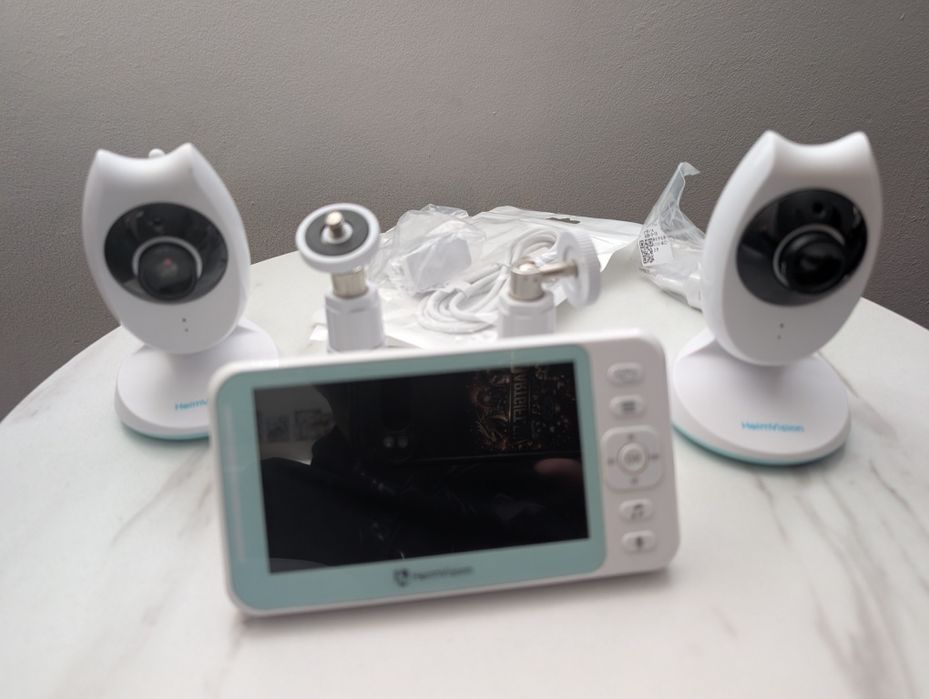 Бебефон с 2 камери Hikvision