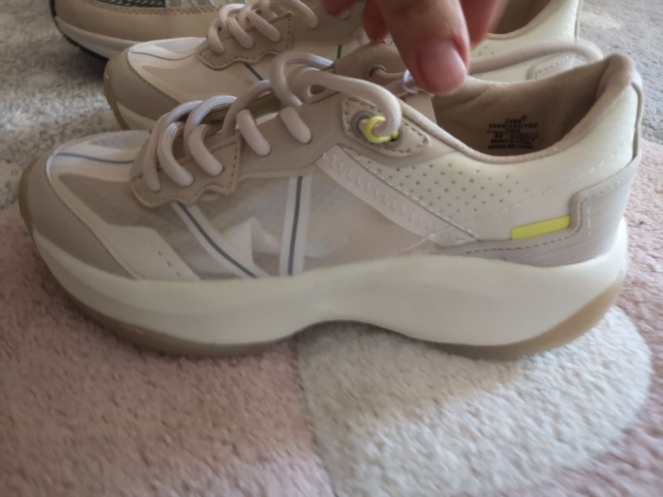 Бели  бежави Маратонки кецове Зара размер 33