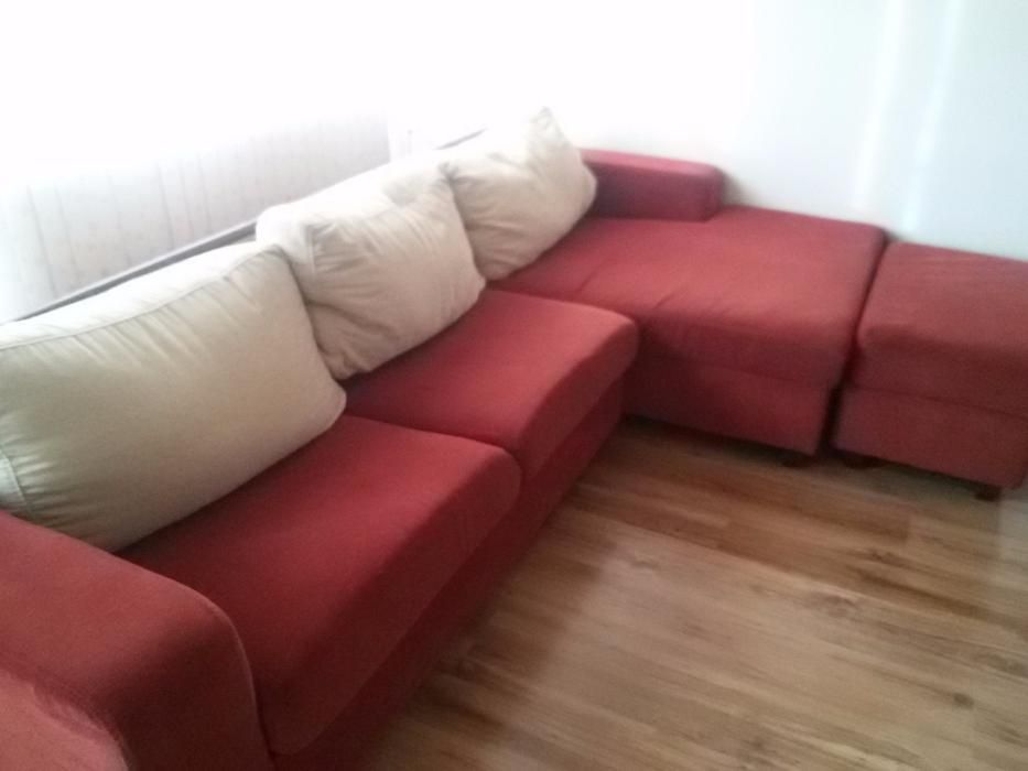 Диван в керемидено червено и табуретка