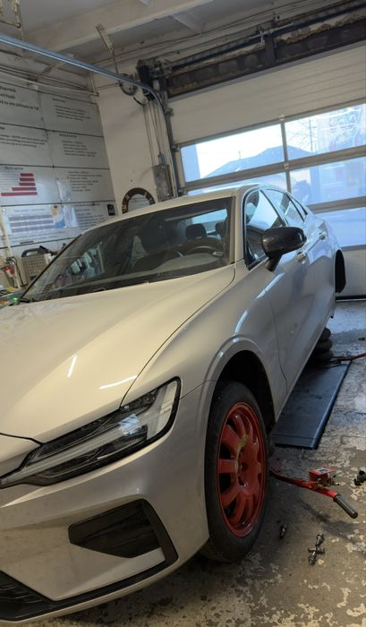 Rezerva  slim Volvo S90  Volvo Xc40  R18