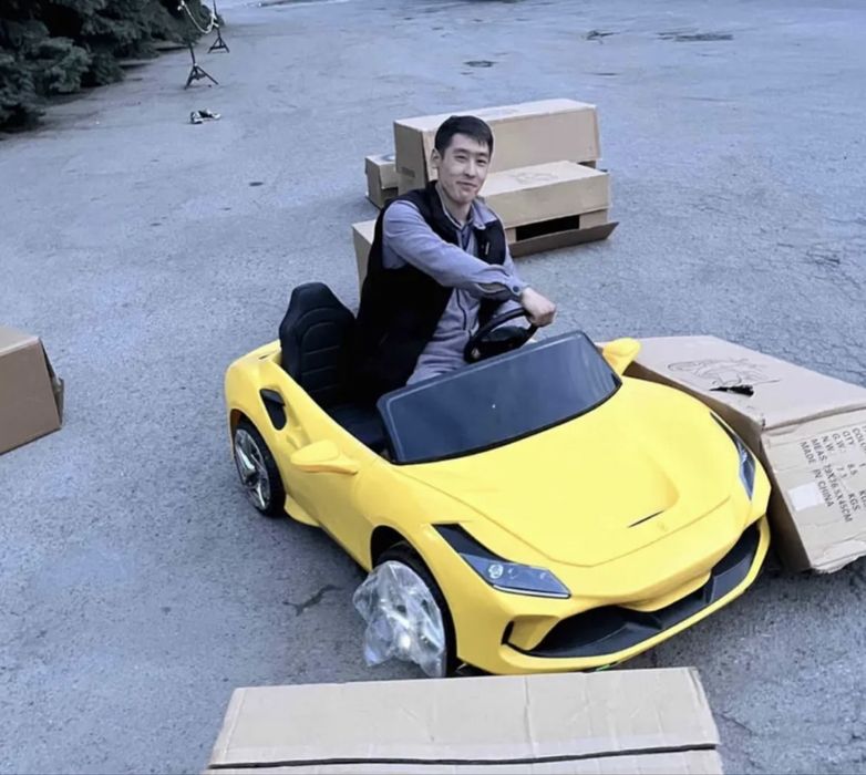 Легендарный Феррари Ф8| 24вольт х2 до 80кг| доставка есть