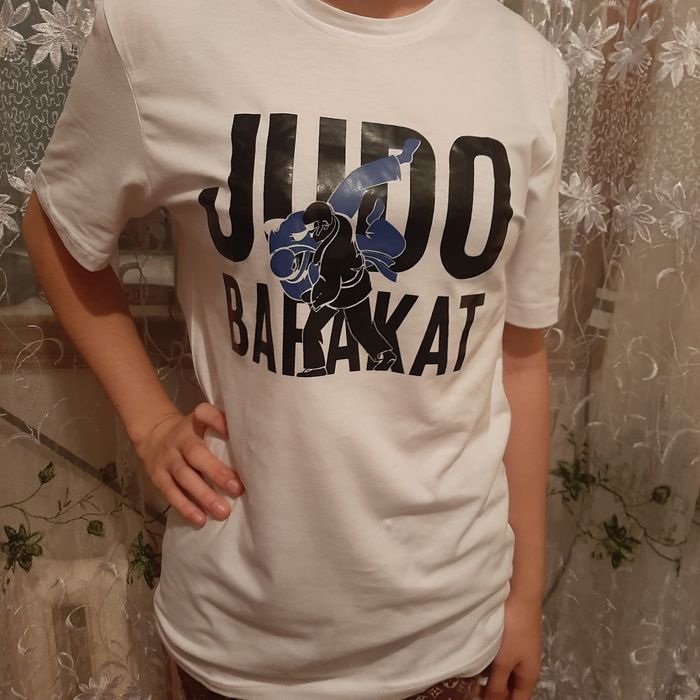 Новые Футболки белые