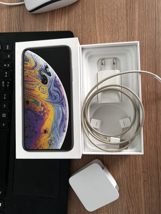 Продам айфор хс