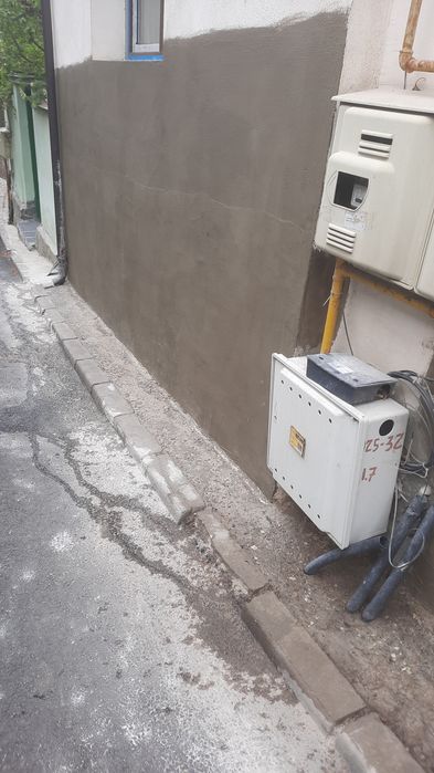 Servicii de construcții
