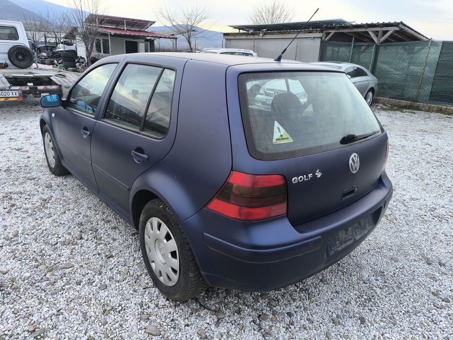 VW Golf 4 1.4 75к.с. НА ЧАСТИ