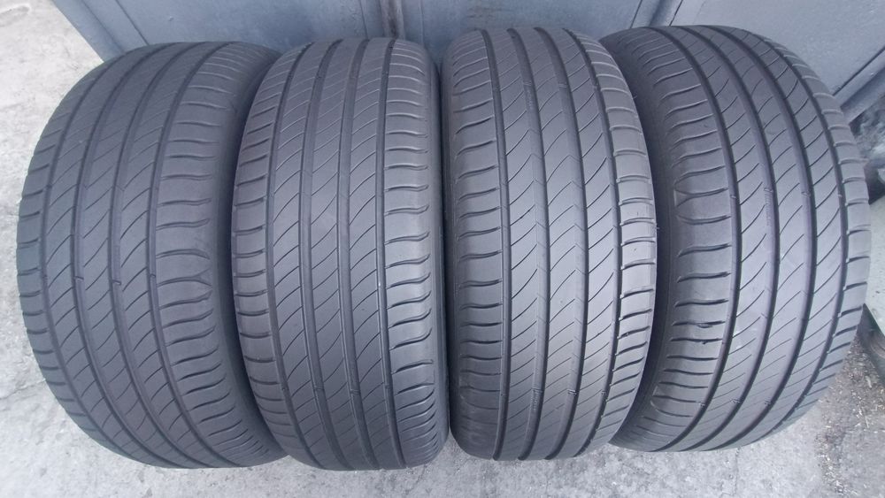 215/55/17 Michelin Дот 0223