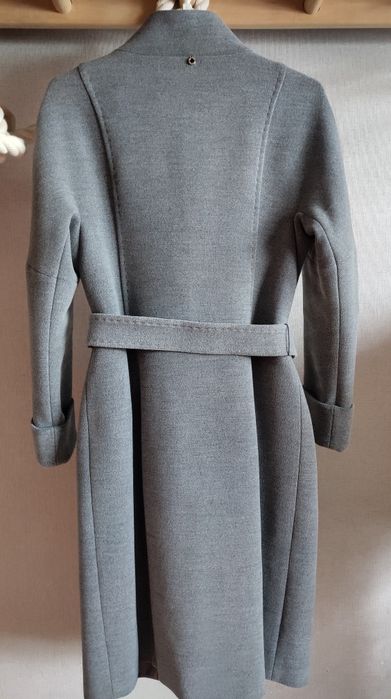 Пальто демисезонное 44 размер