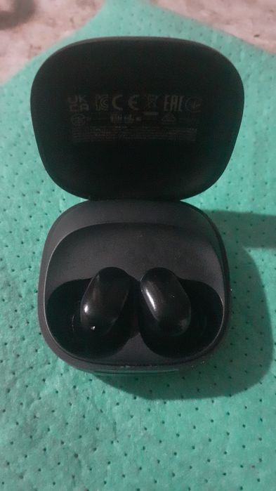 Срочно блетуз наушники