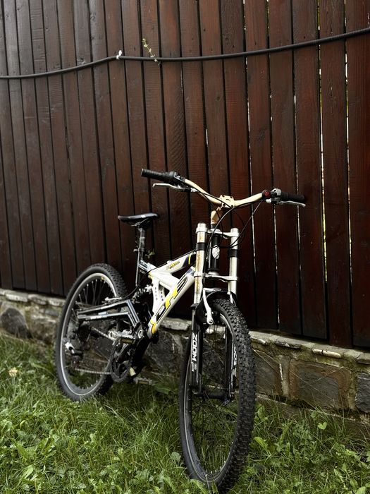 Bicicletă DHS damă – folosită