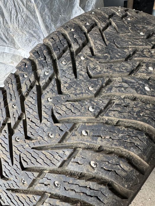 Продам зимние шины
