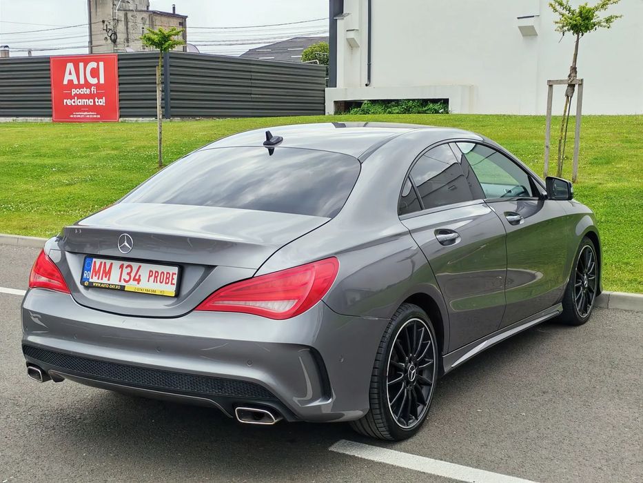Mercedes-Benz CLA 180 Mercedes-Benz CLA 180 - AMG