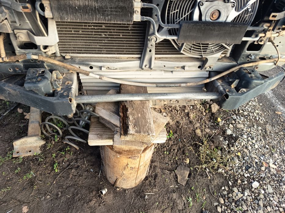 Caroserie. Șasiu impecabil Nissan patrol y61zd 30 scurt