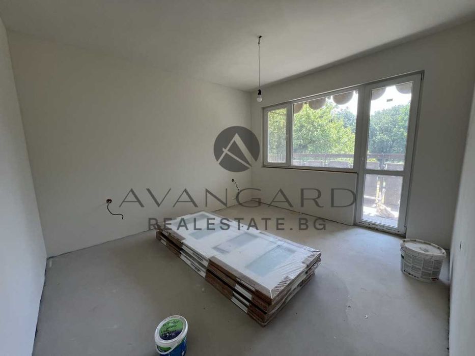 Продава се Тристаен апартамент в Пловдив, Кършияка - 86 кв.м за 1896 €/кв.м - Снимка #5