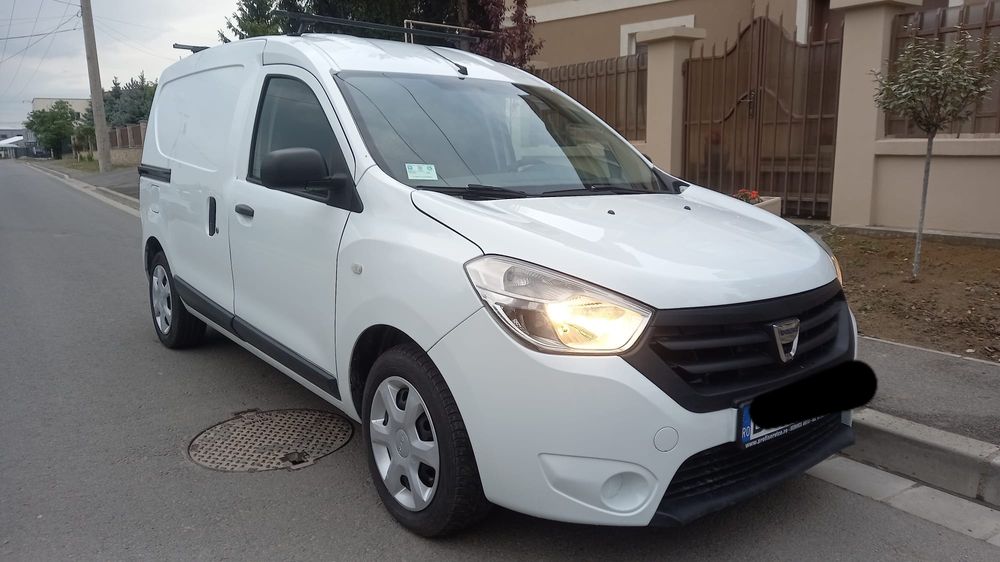 Vând Dacia Doker